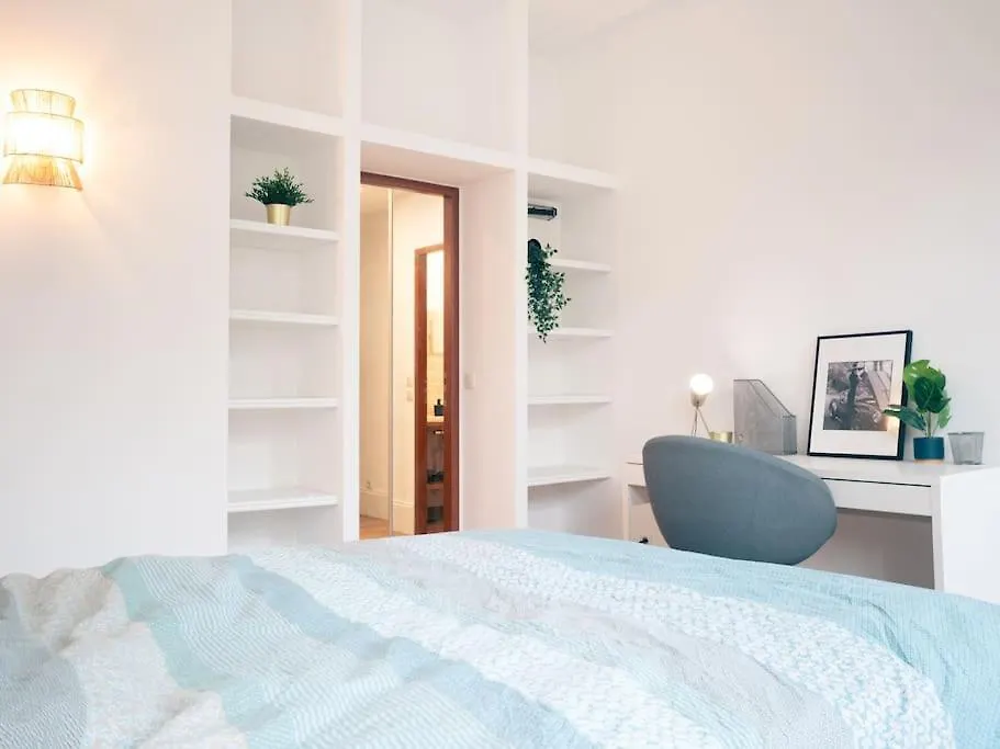 Appartement Paris Madeleine شقة